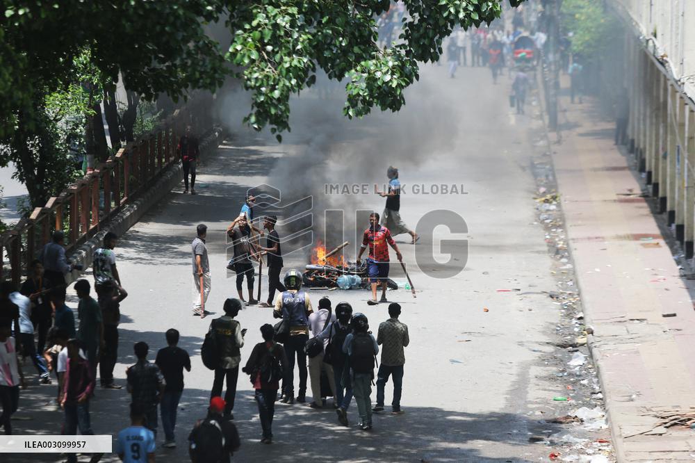 Death toll in new anti-government protests rises to 24 - Bangladesh