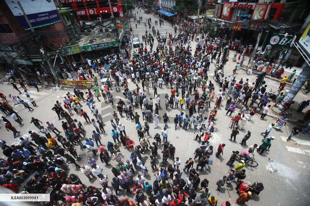 Death toll in new anti-government protests rises to 24 - Bangladesh
