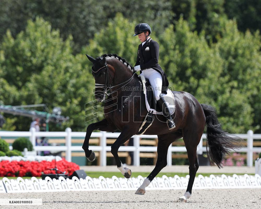 (PARIS2024)FRANCE-VERSAILLES-OLY-EQUESTRIAN