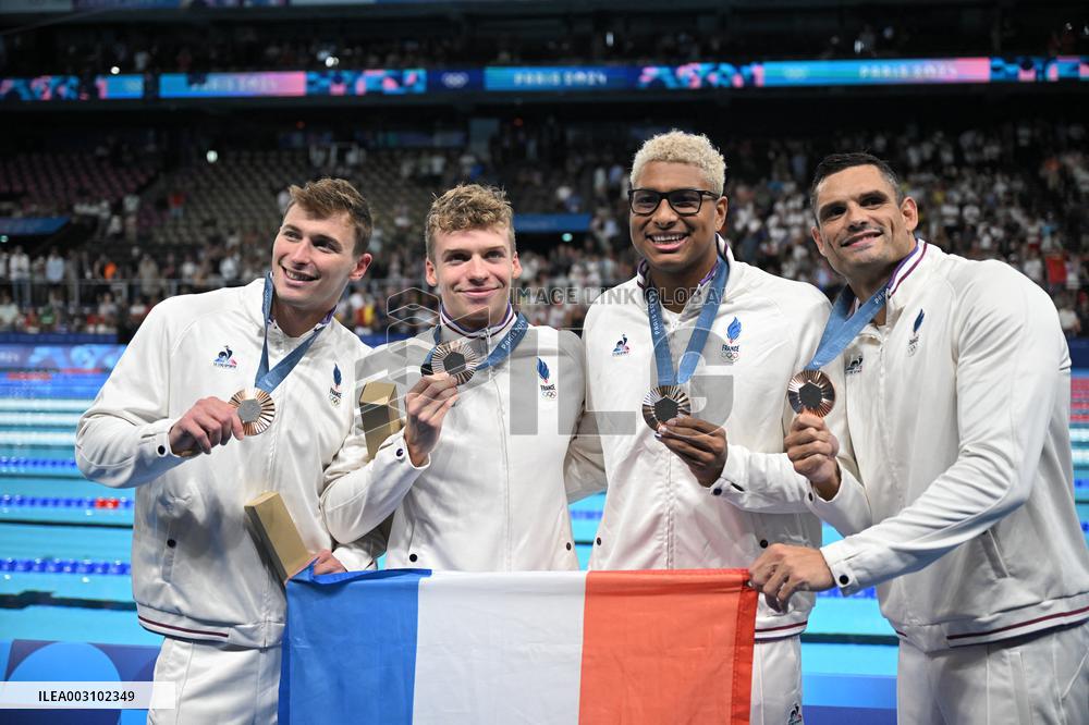 Paris 2024 - 4x100 Medley Relay - Team France Wins Bronze