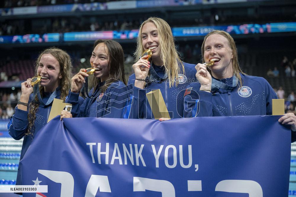 Paris 2024 - US Team women's 4x100m medley relay swimming