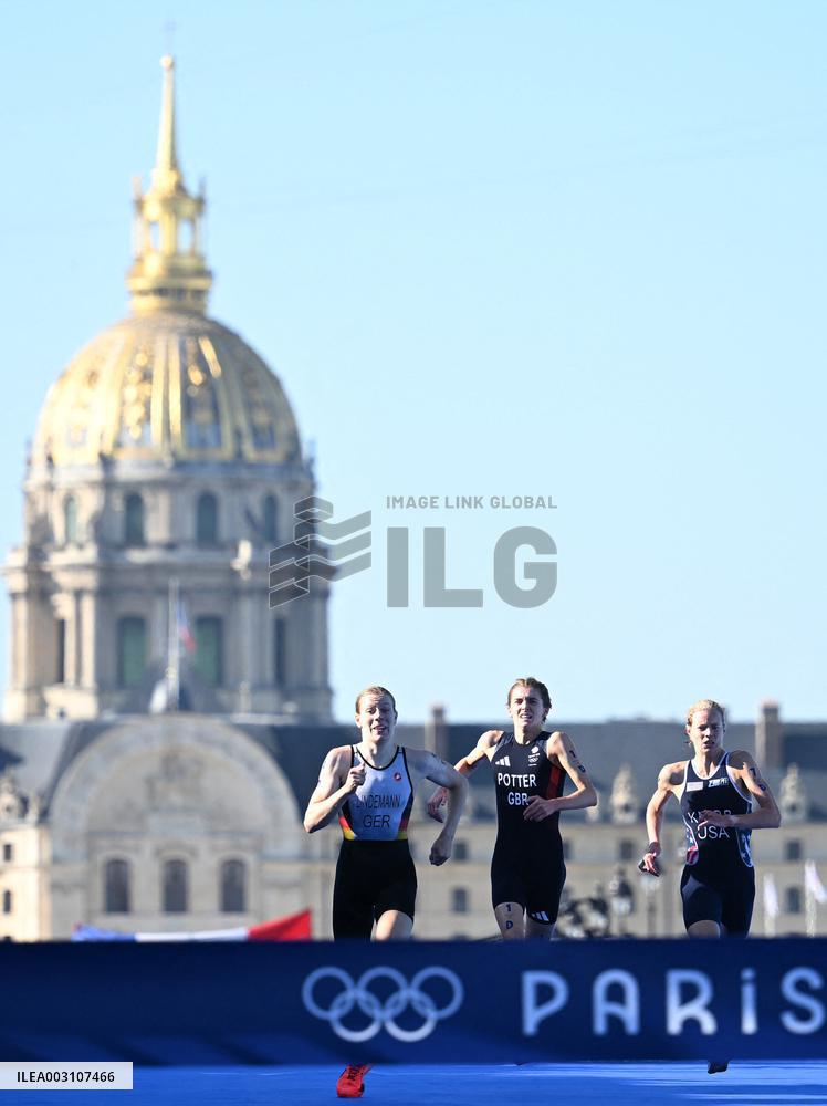 Paris 2024 - Mixed Relay Triathlon Illustrations