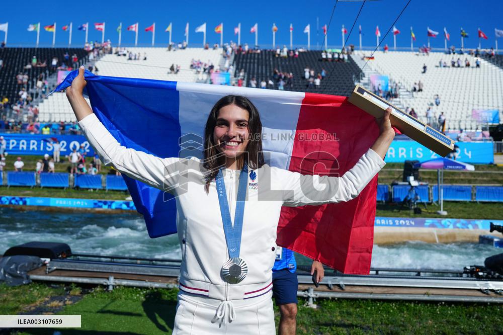 Paris 2024 - Angele Hug Wins Silver In Kayak Cross