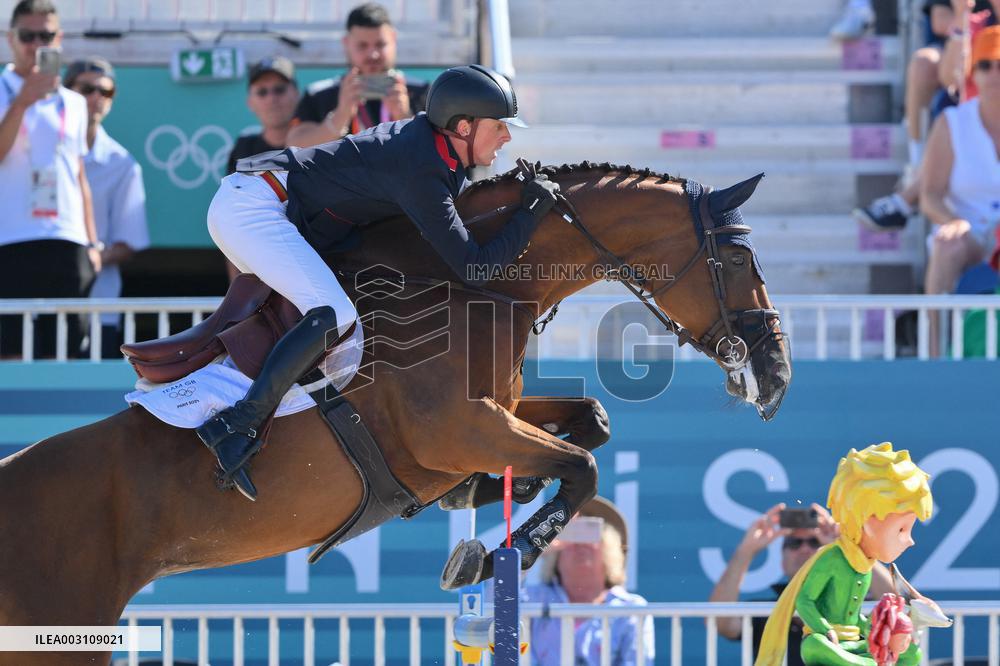 Paris 2024 - Equestrian Jump Competition