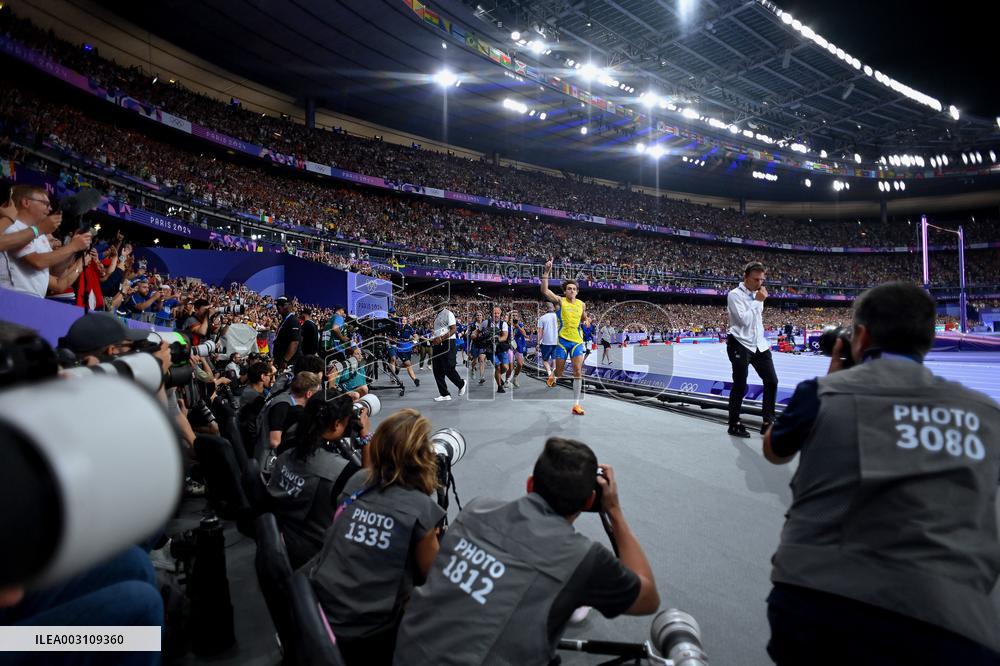 Paris 2024 - Pole Vault - Armand Duplantis Wins Gold By Setting New WR