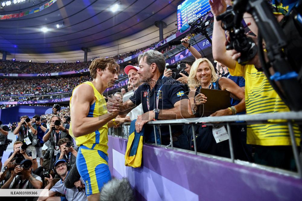 Paris 2024 - Pole Vault - Armand Duplantis Wins Gold By Setting New WR