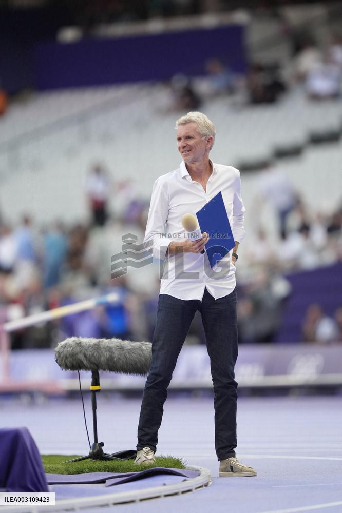 Paris 2024 - Denis Brogniart At Athletics Event