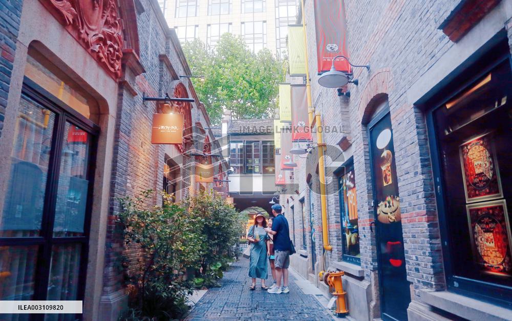 Daily Life in Shanghai