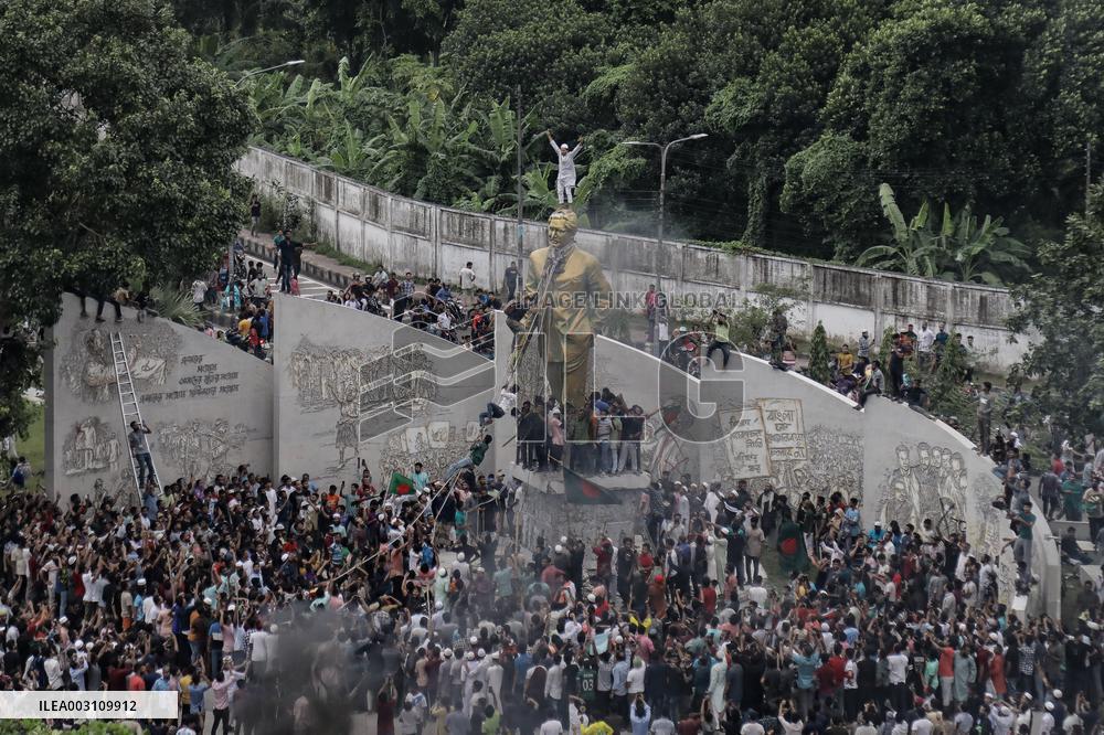 PM Sheikh Hasina Flees Country As Protesters Storm Palace - Dhaka