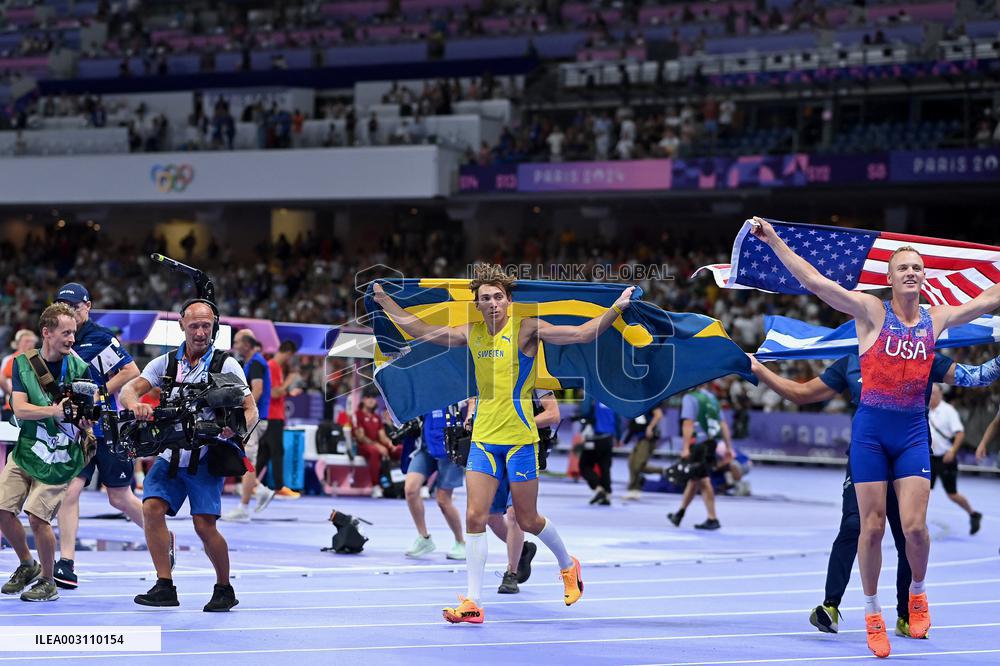 Paris 2024 - Duplantis Breaks Pole Vault World Record On Way To Gold