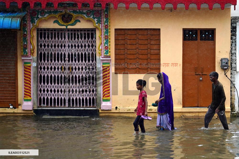 Heavy Rains Lash Rajasthan - Pushkar