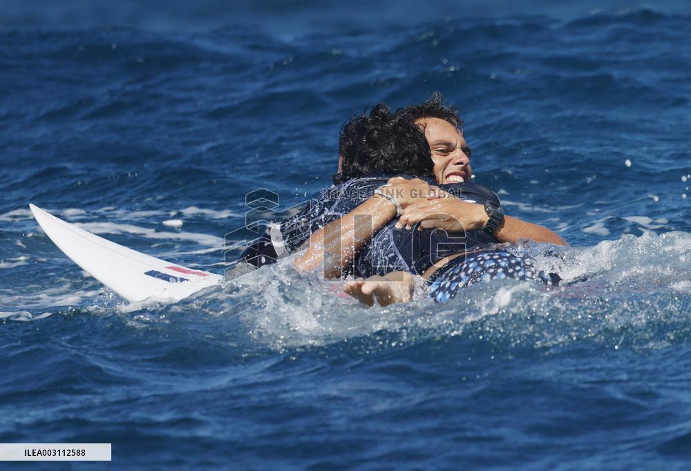 (PARIS2024)FRENCH POLYNESIA-TAHITI-OLY-SURFING