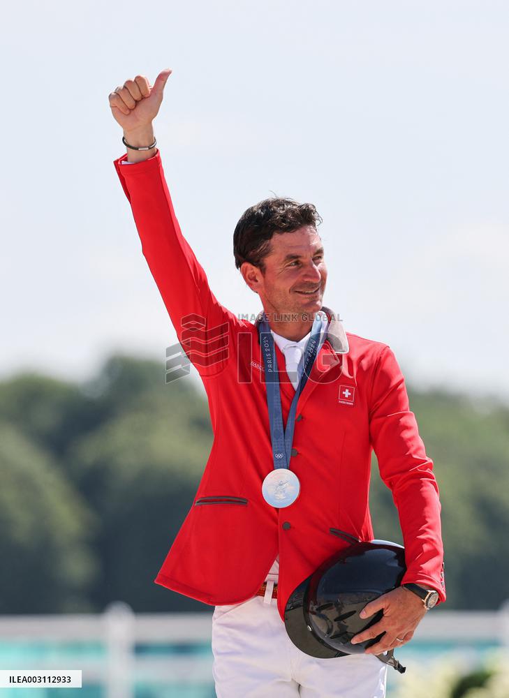 (PARIS2024)FRANCE-VERSAILLES-OLY-EQUESTRIAN