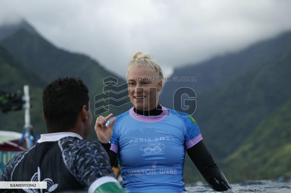 (PARIS2024)FRENCH POLYNESIA-TAHITI-OLY-SURFING
