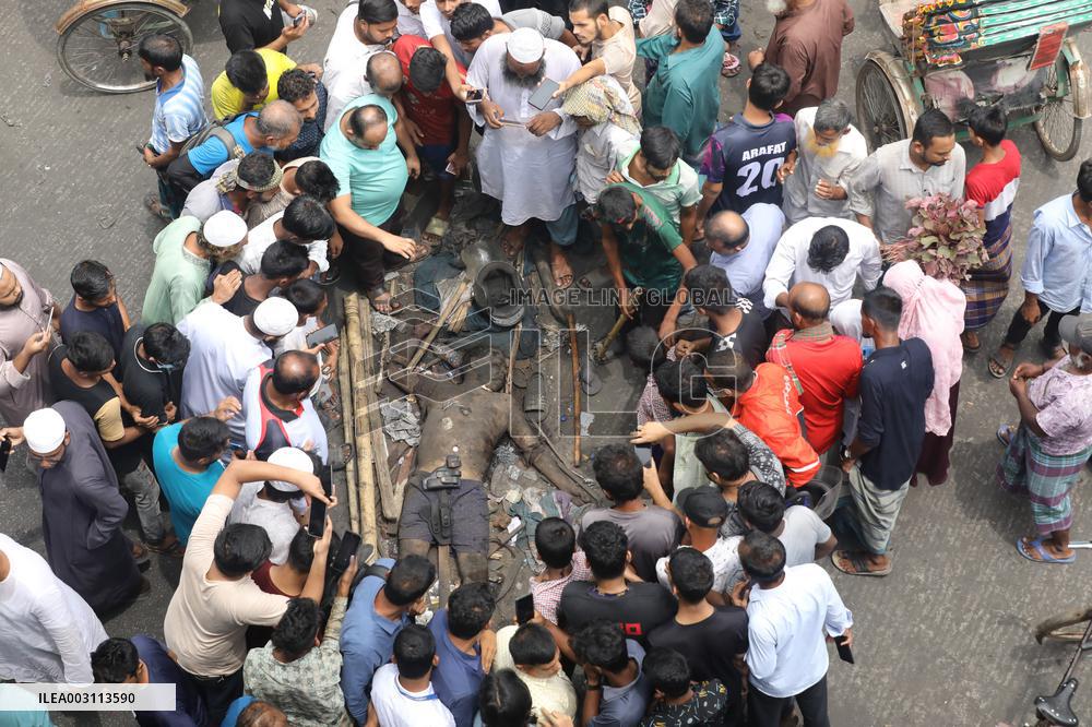 PM Sheikh Hasina Flees Country As Protesters Storm Palace - Dhaka