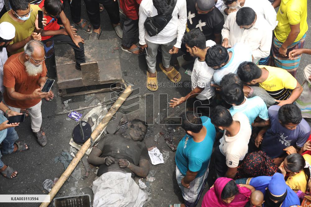 PM Sheikh Hasina Flees Country As Protesters Storm Palace - Dhaka