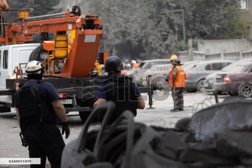 Russian Forces Strike Central Kharkiv