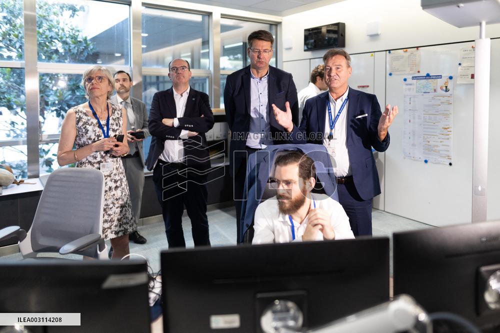 Minister of transport visits the RATP Control Station - Paris