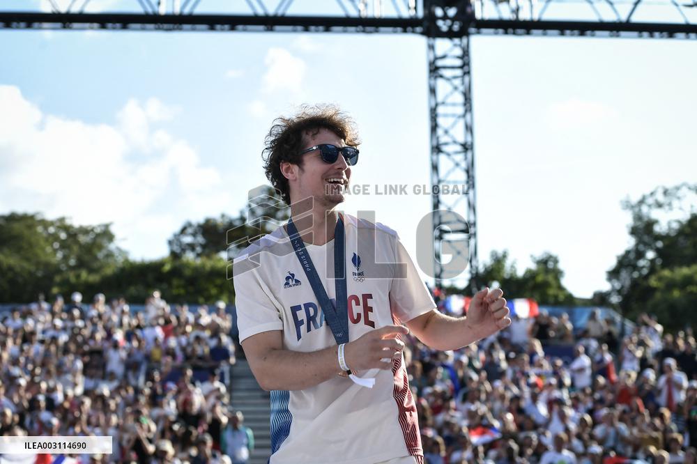 Paris 2024 - Fans cheer medalists at the Parc des Champions in Paris FA