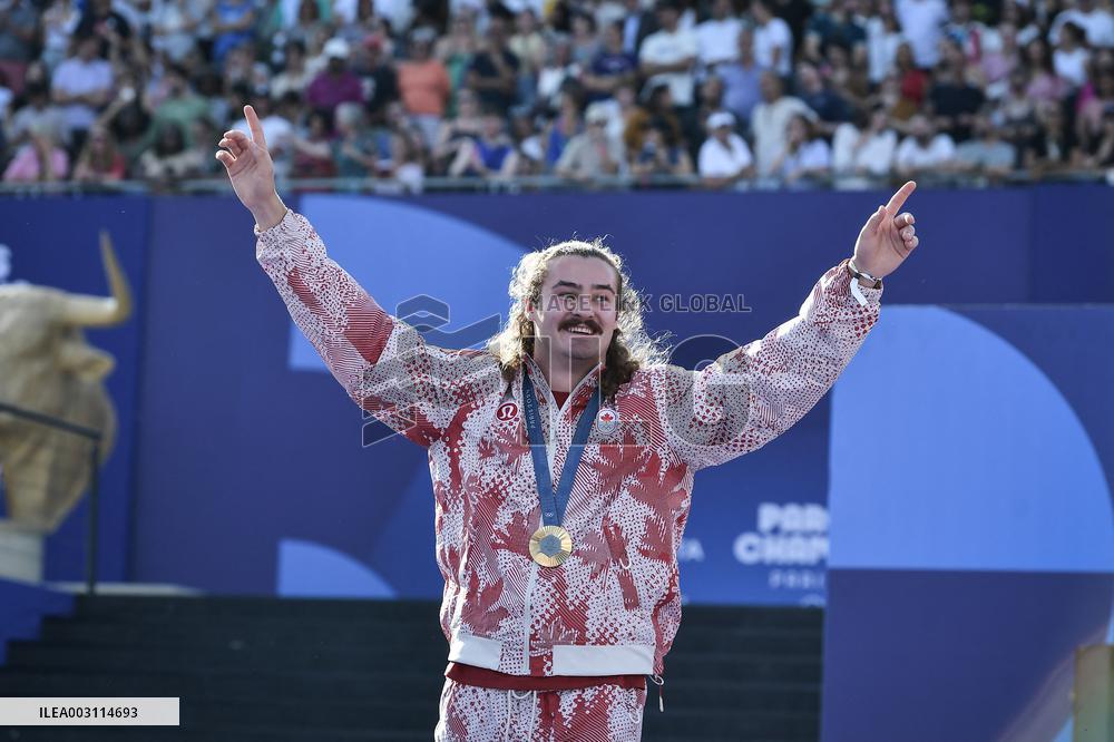 Paris 2024 - Fans cheer medalists at the Parc des Champions in Paris FA