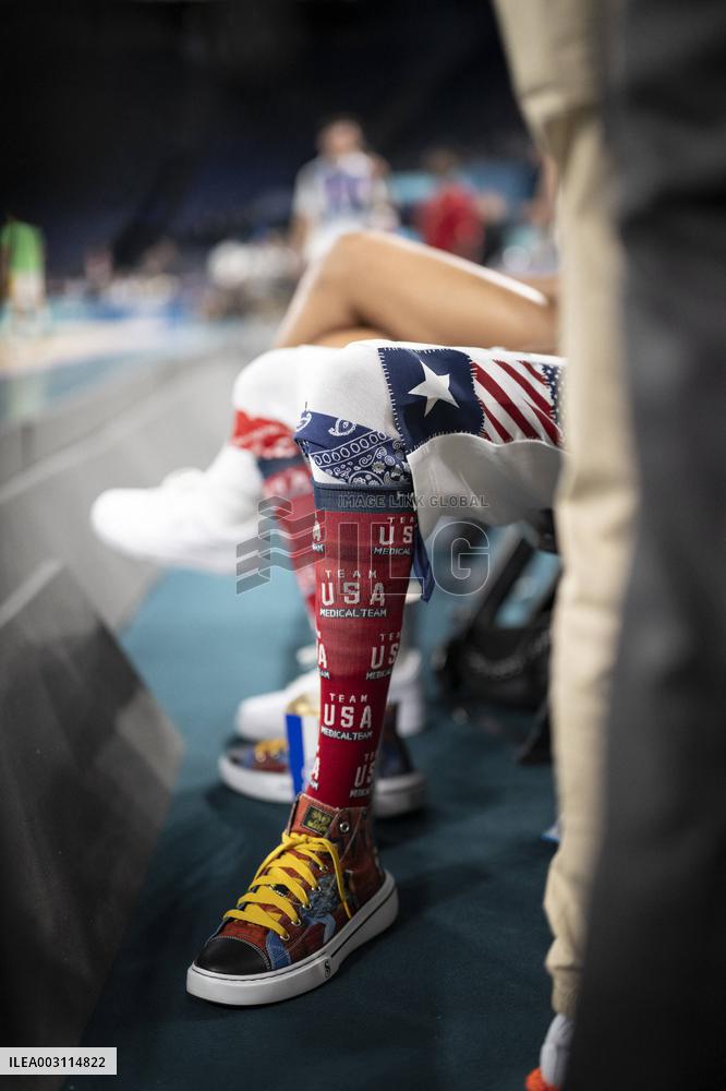 Paris 2024 - Basketball - Snoop Dogg at USA v Brazil