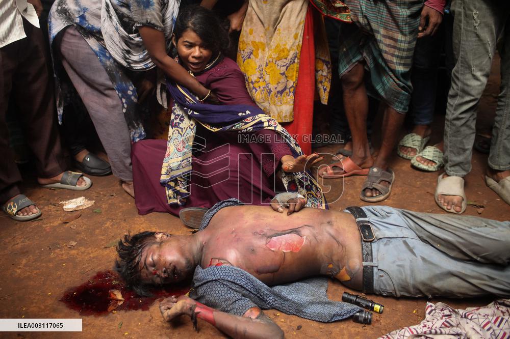 Dhaka A Day Ffter PM Fleeing - Bangladesh