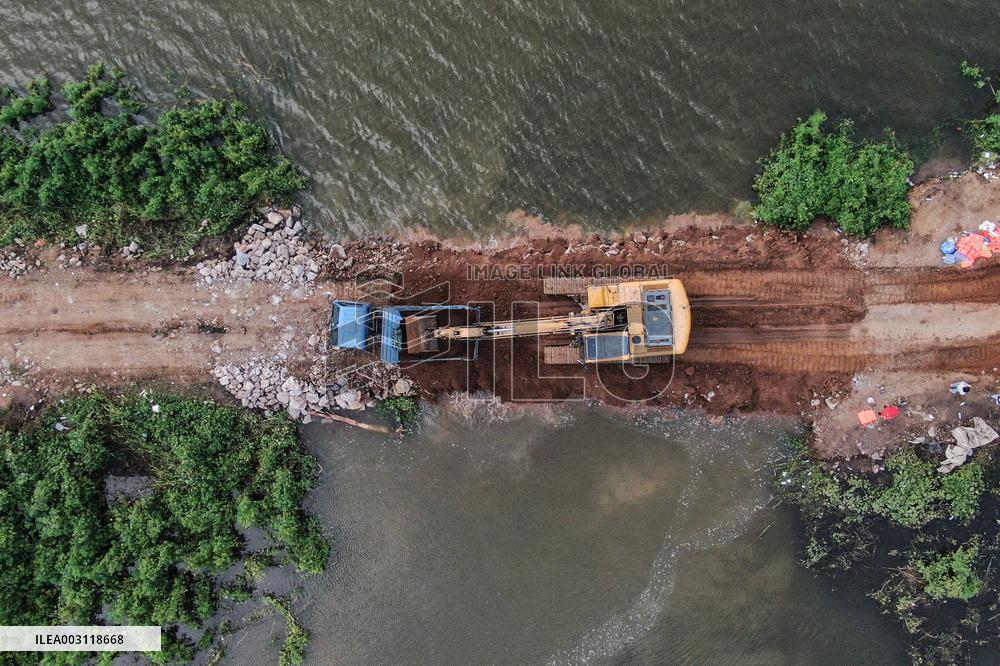 (SpotNews)CHINA-LIAONING-TIELING-DIKE BREACH SEALED (CN)