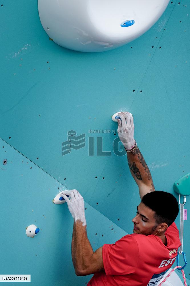 Paris 2024 - Men’s Boulder And Lead Semi Final