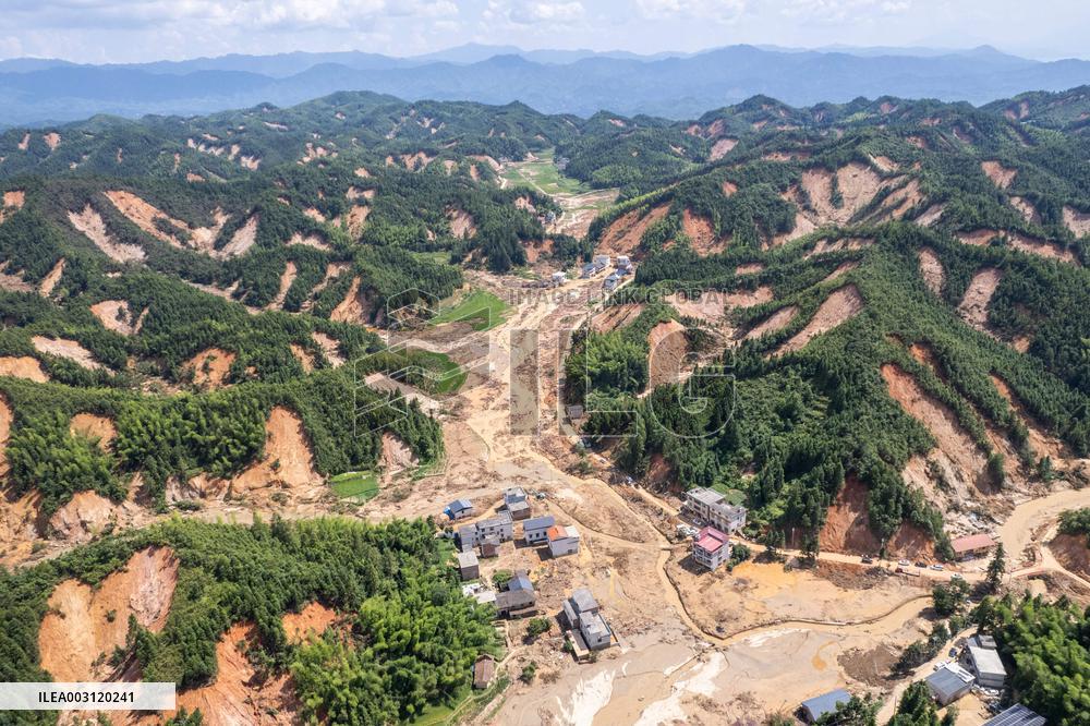 CHINA-HUNAN-HEAVY RAIN-RESTORATION (CN)