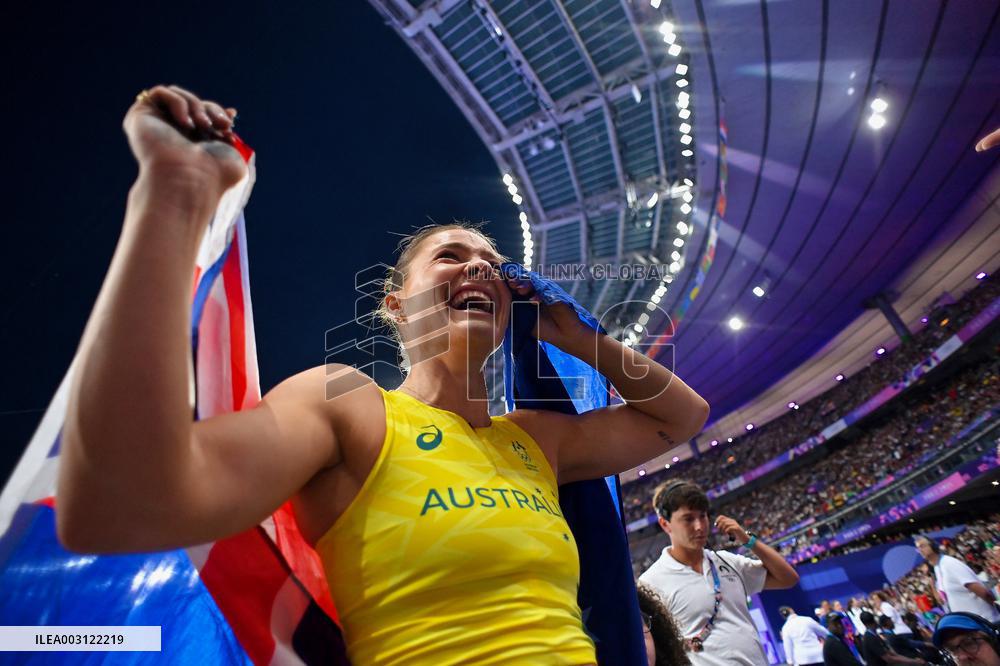 Paris 2024 - Pole Vault - Nina Kennedy Wins Gold