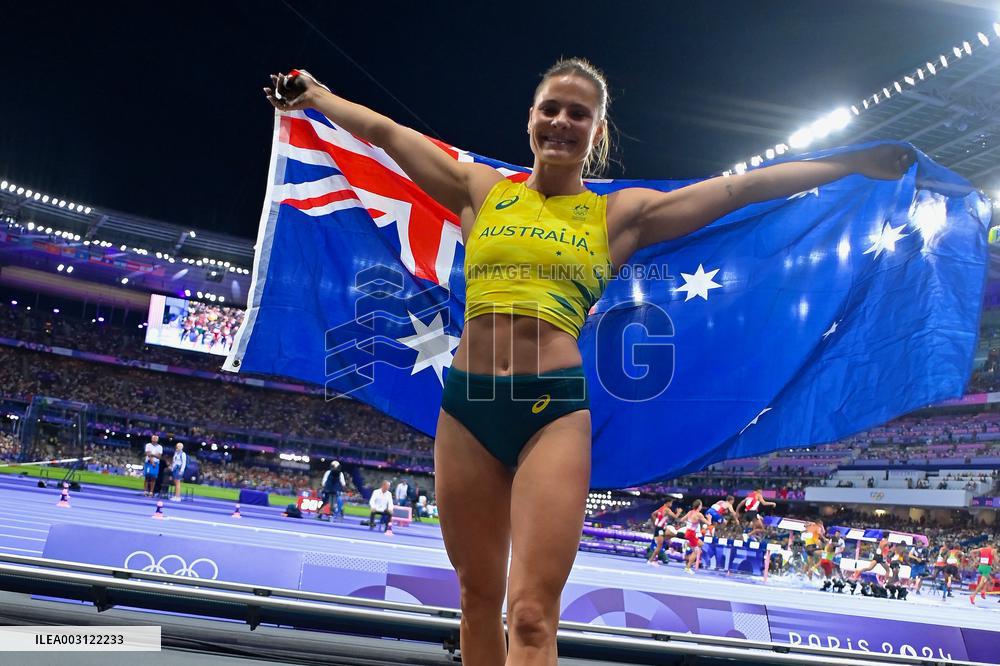 Paris 2024 - Pole Vault - Nina Kennedy Wins Gold