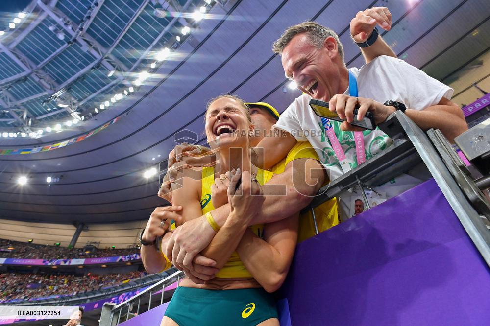 Paris 2024 - Pole Vault - Nina Kennedy Wins Gold