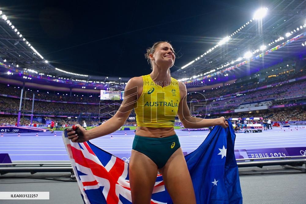 Paris 2024 - Pole Vault - Nina Kennedy Wins Gold