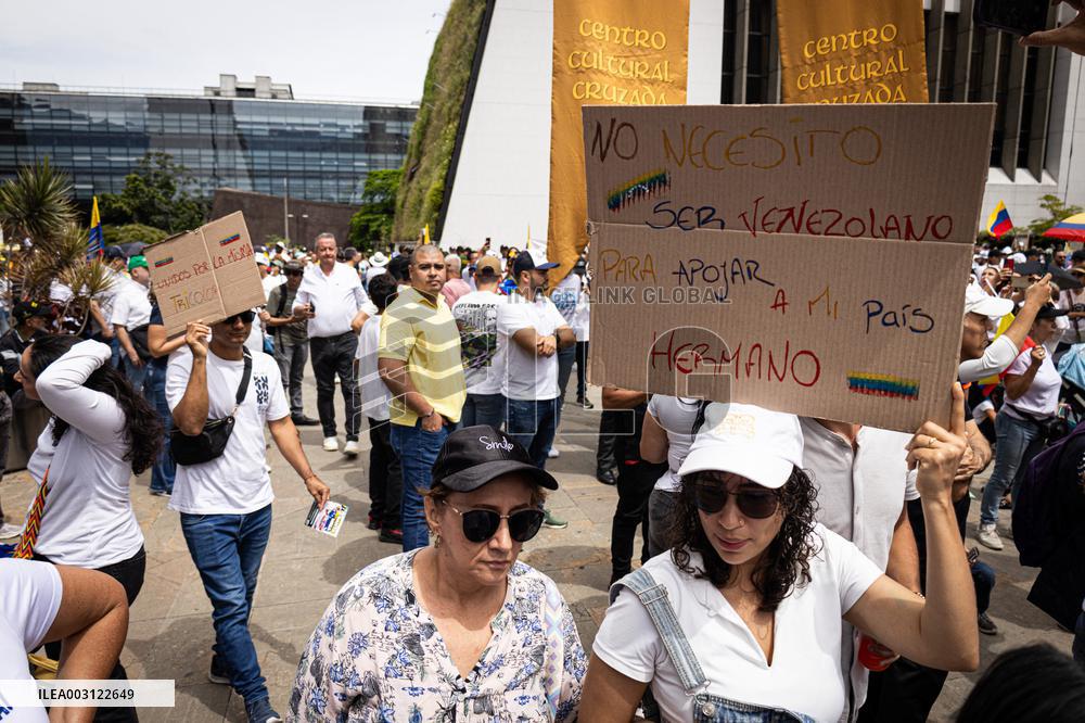 Demonstrations in Support of Venezuelan Election of Edmundo Gonzalez in Medellin Colombia