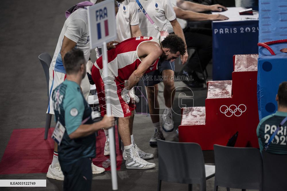 Paris 2024 - Cuba's Alvarez Beats France’s Oumiha In The Men's 63.5kg Final