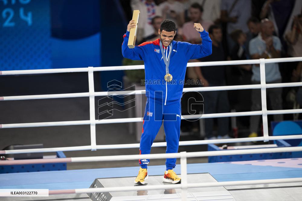 Paris 2024 - Cuba's Alvarez Beats France’s Oumiha In The Men's 63.5kg Final