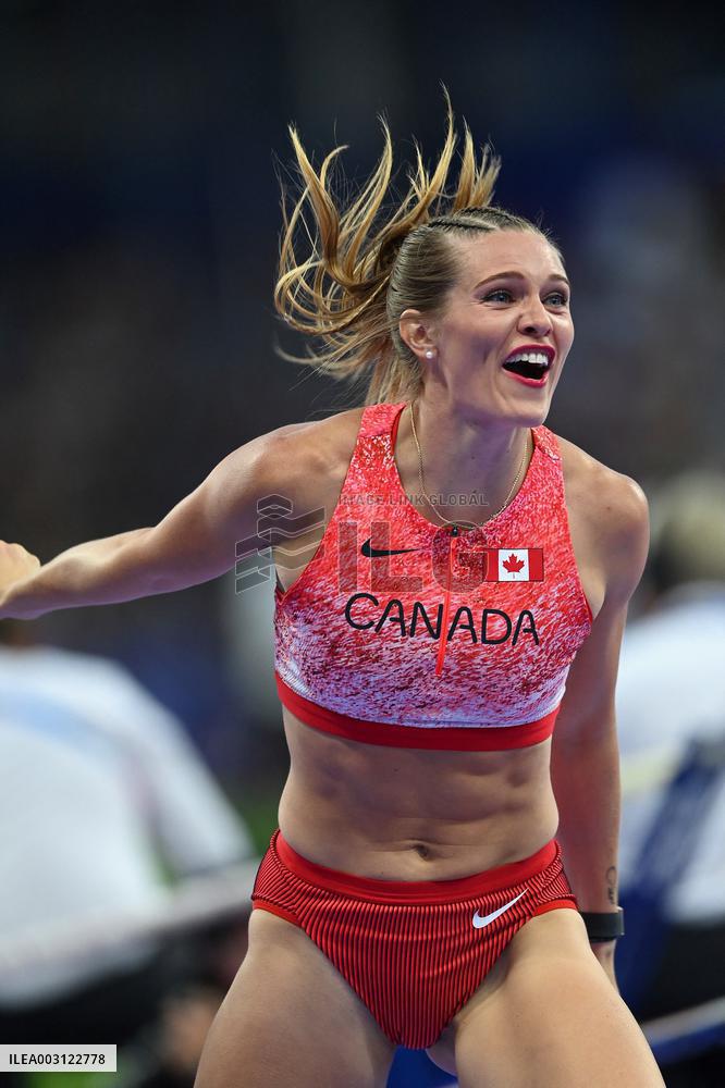 Paris 2024 - OnlyFans Star Alysha Newman Takes Bronze In Women’s Pole Vault