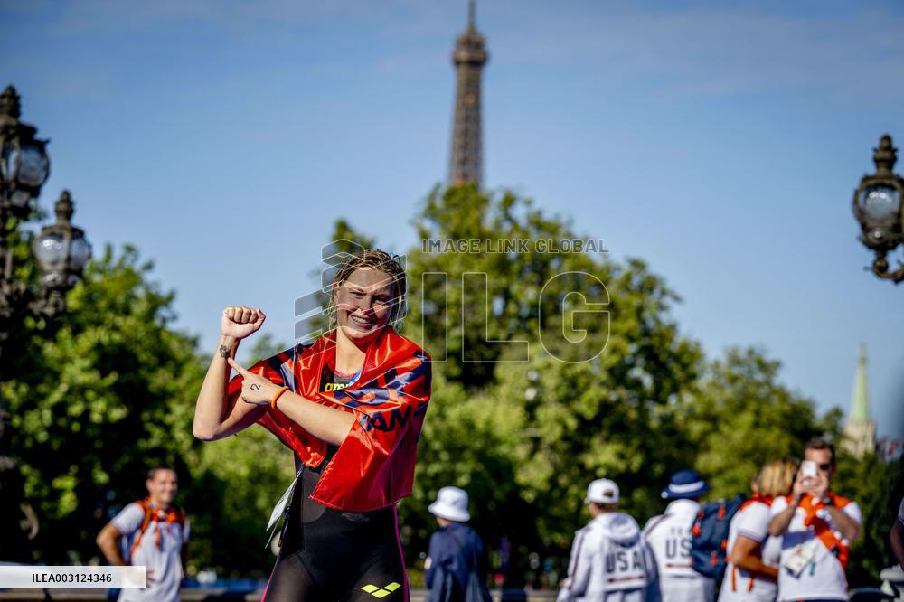 Paris 2024 - Women's 10km Marathon Swim - Sharon van Rouwendaal Wins Gold