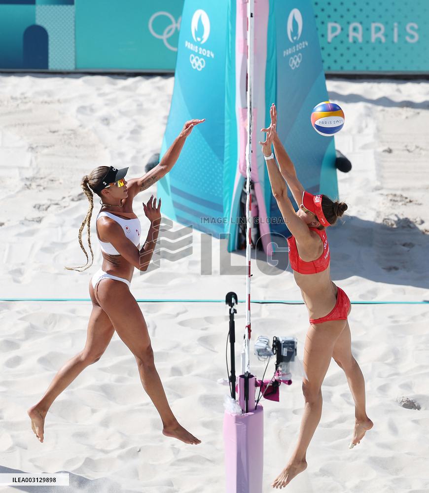 Paris 2024 - Canada Reach Women's Beach Volleyball Final
