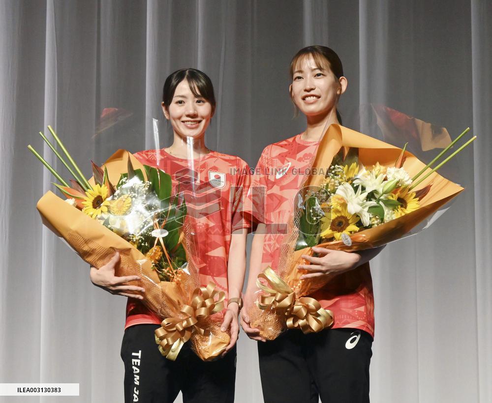 Badminton: Japan players return from Paris Olympics