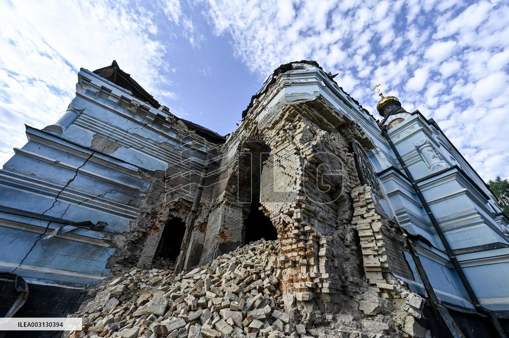 Christian church in eastern Ukraine destroyed by Russian troops