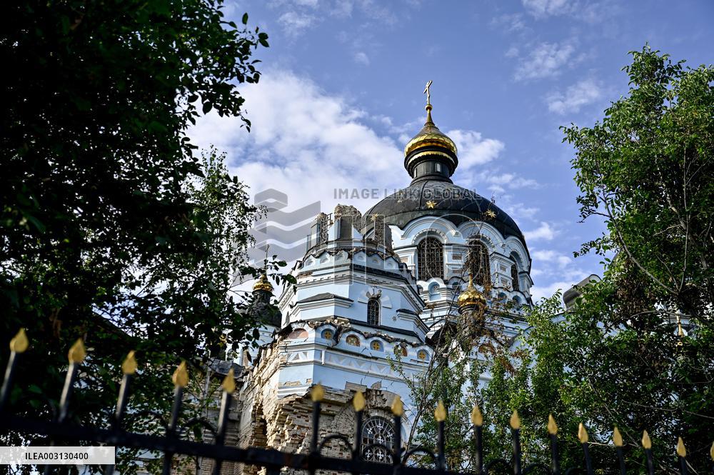 Christian church in eastern Ukraine destroyed by Russian troops