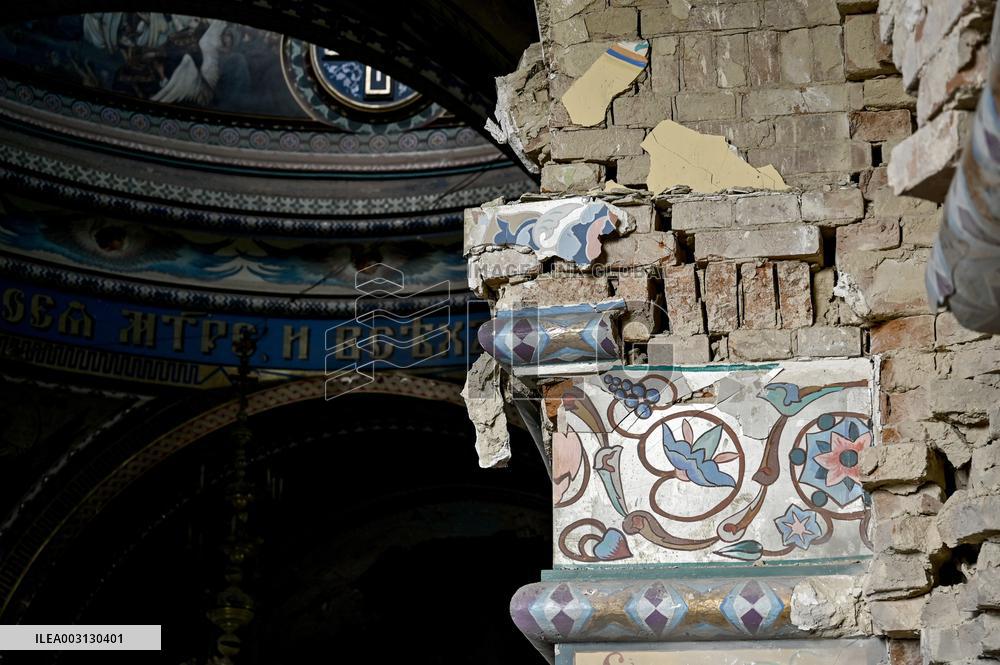 Christian church in eastern Ukraine destroyed by Russian troops