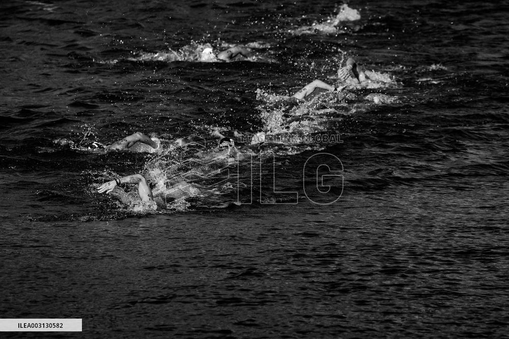 Paris 2024 - Men's 10km Marathon Swim