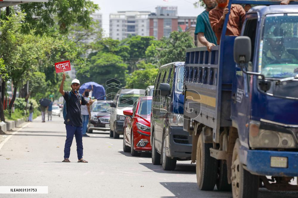 Bangladesh After PM Fleeing - Dhaka