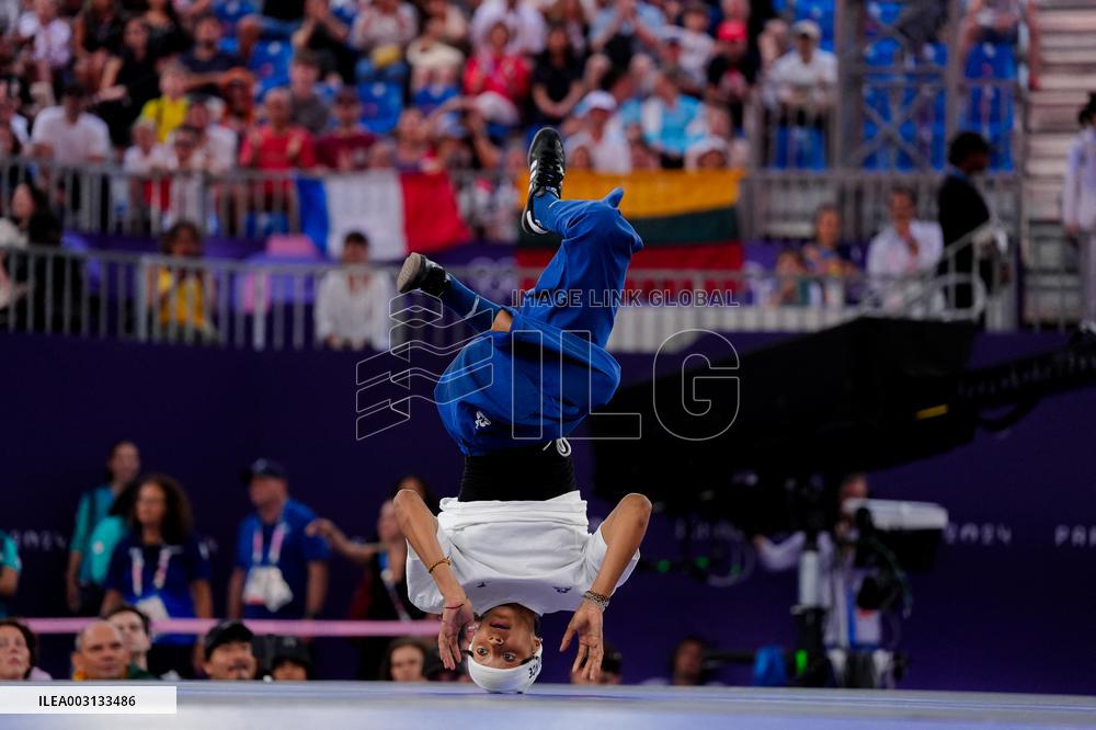 Paris 2024 - Breaking B-Girls Competition