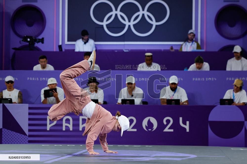 (PARIS2024) FRANCE-PARIS-OLY-BREAKING