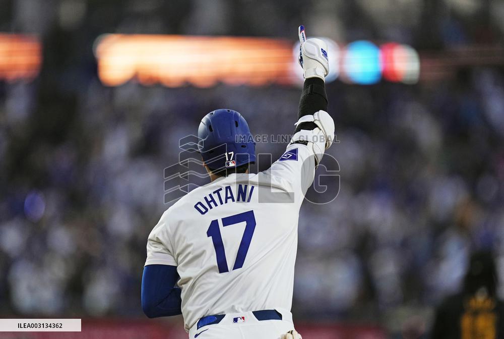 Baseball: Pirates vs. Dodgers