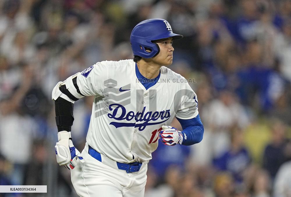 Baseball: Pirates vs. Dodgers