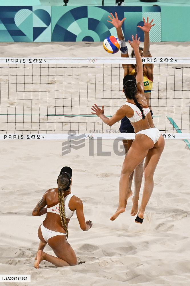 Paris 2024 - Beach Volley - Women's Team Gold Medal Match